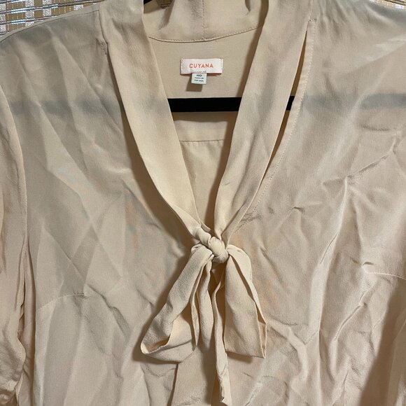 CUYANA Silk V-Neck Blouse size M - Picture 5 of 9